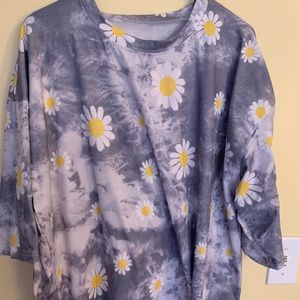 Grey daisy shirt (shein)